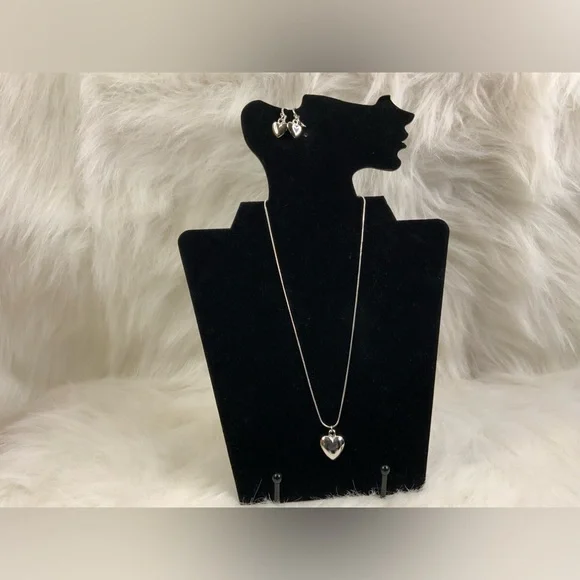 Silver Heart Necklace Set (NWOT) - Picture 2 of 2